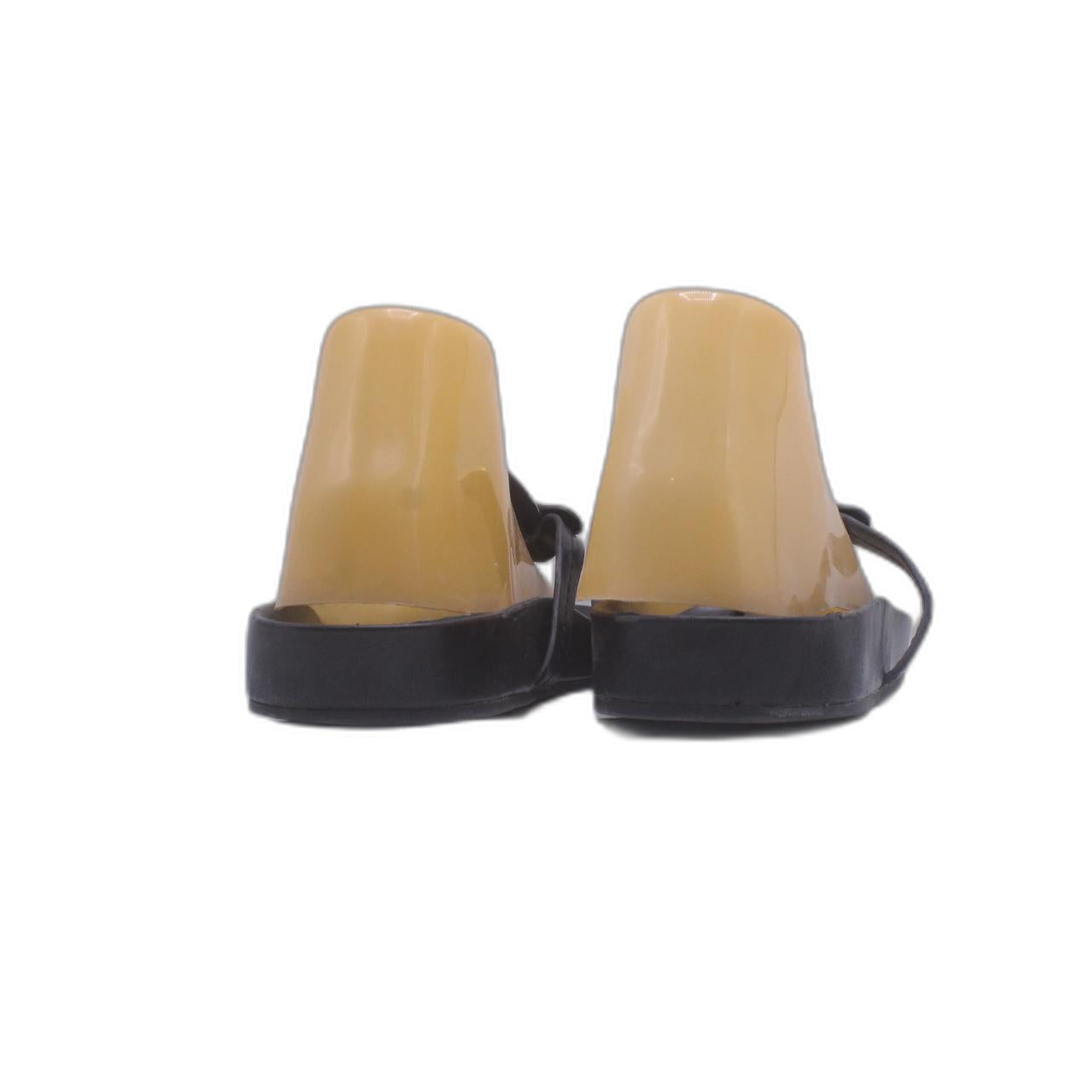 Kelly And Katte Black Women Slide