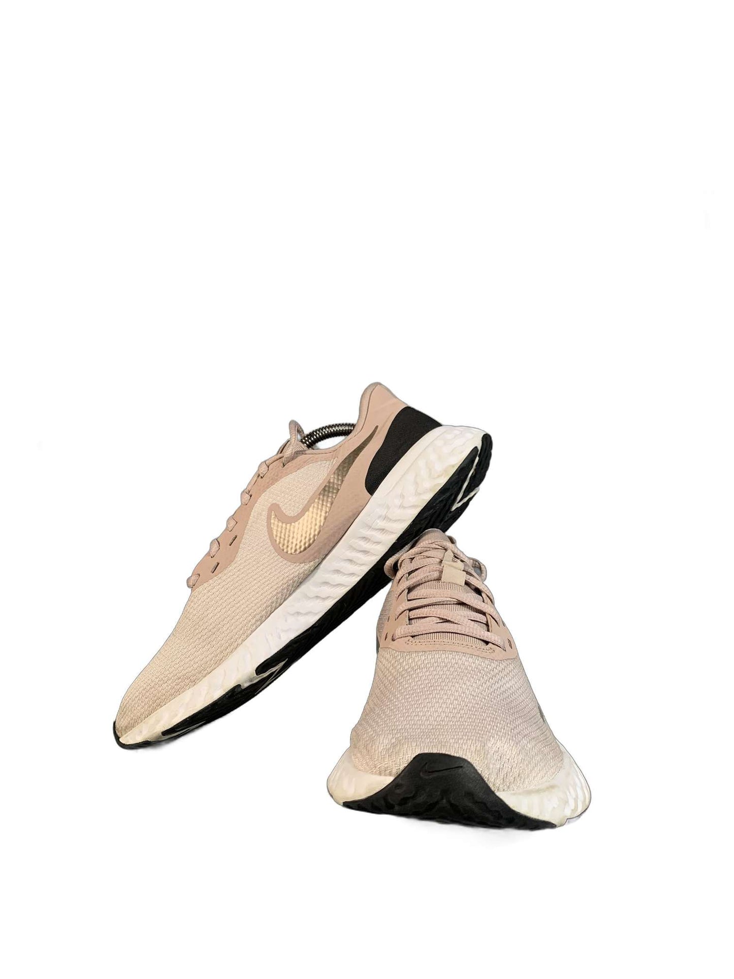 Nike Revolution Sneaker