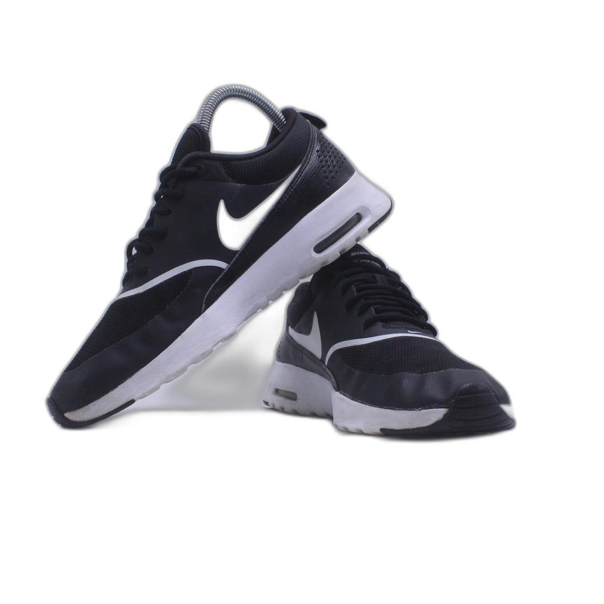 NIKE WAFFLE ONE "BLACK/WHITE" LOW-TOP SNEAKER