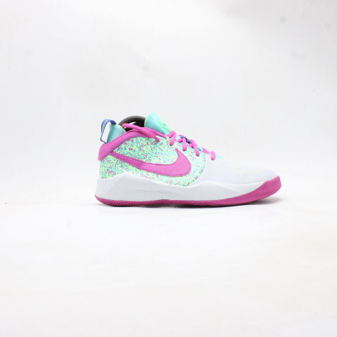 nike team hustle d9 flo