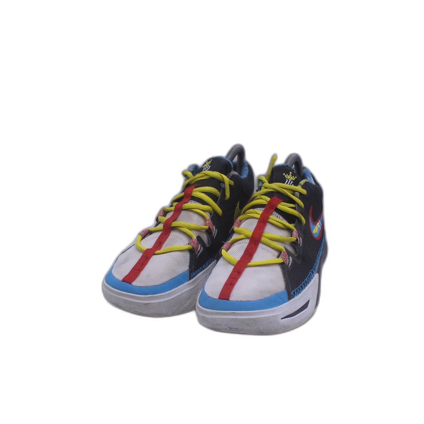 Nike Kyrie Flytrap Youth Basketball Shoe