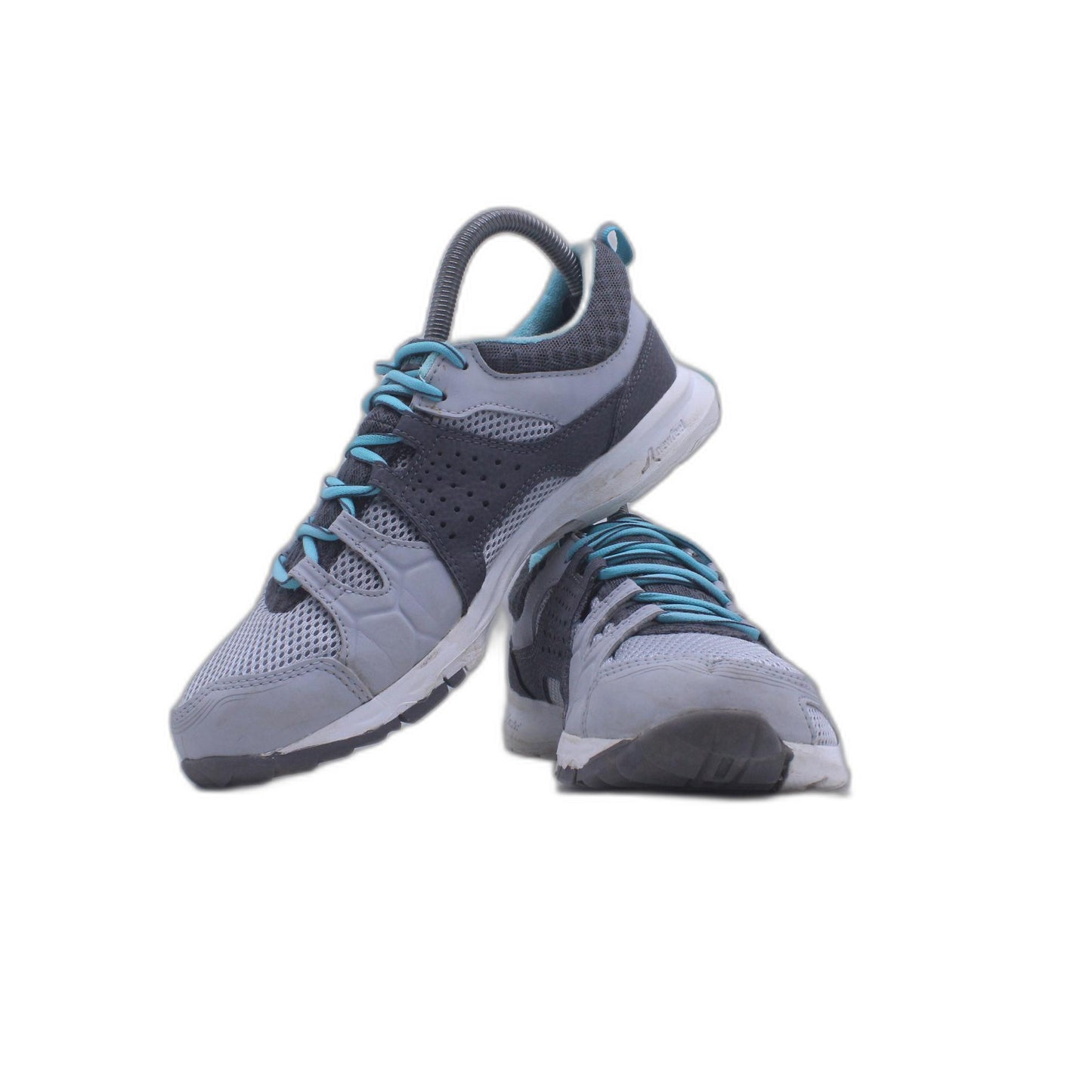 New Feel Gray Sneaker