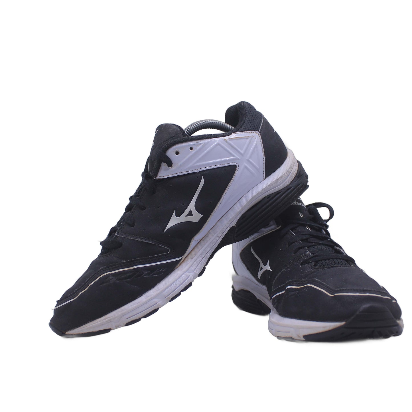 Mizuno Black & white Sneakers