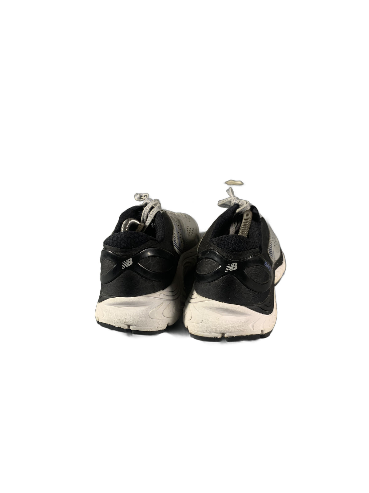 New Balance 840v4 sneakers