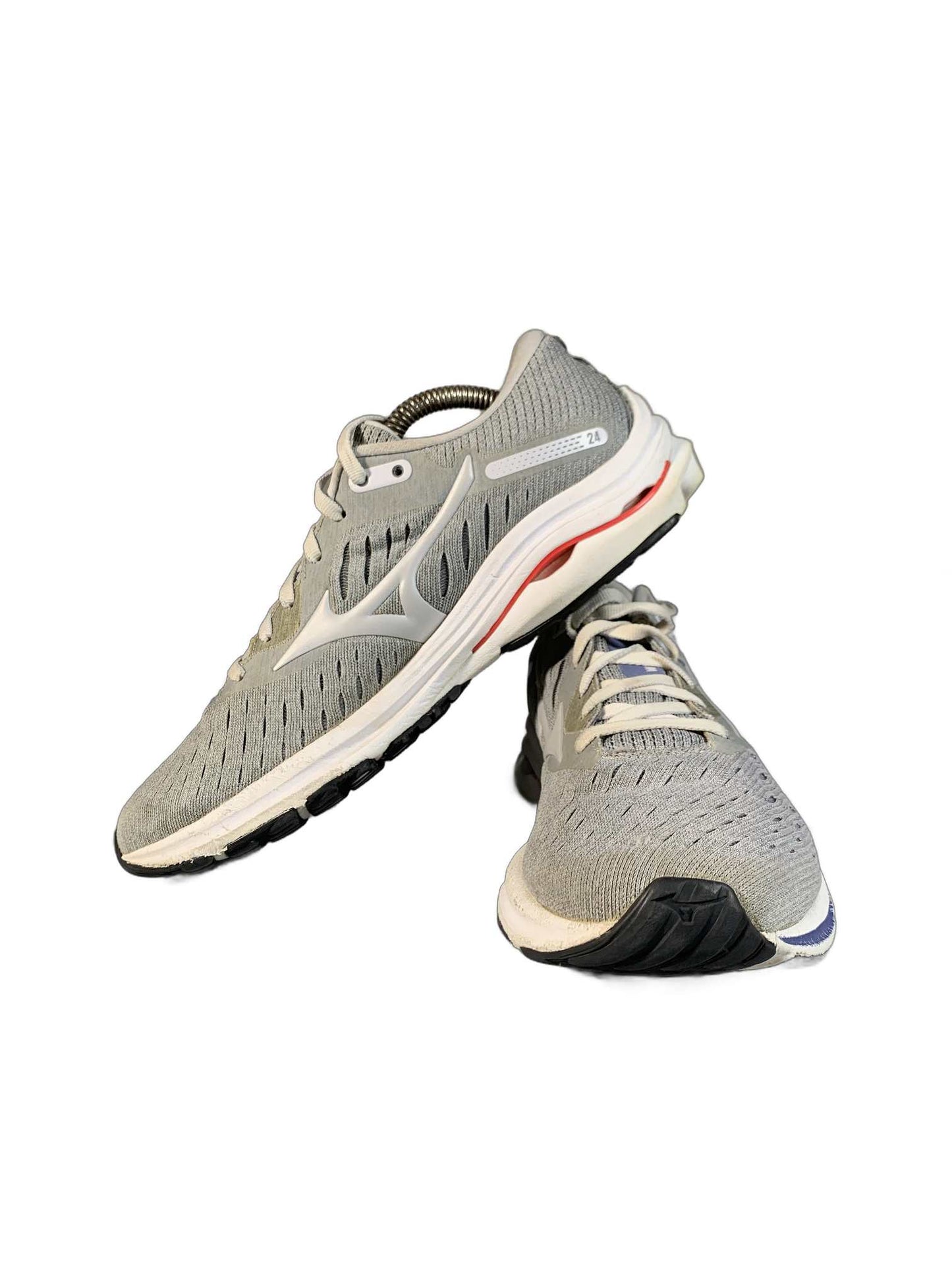 Mizuno Wave Rider 24 Sneaker