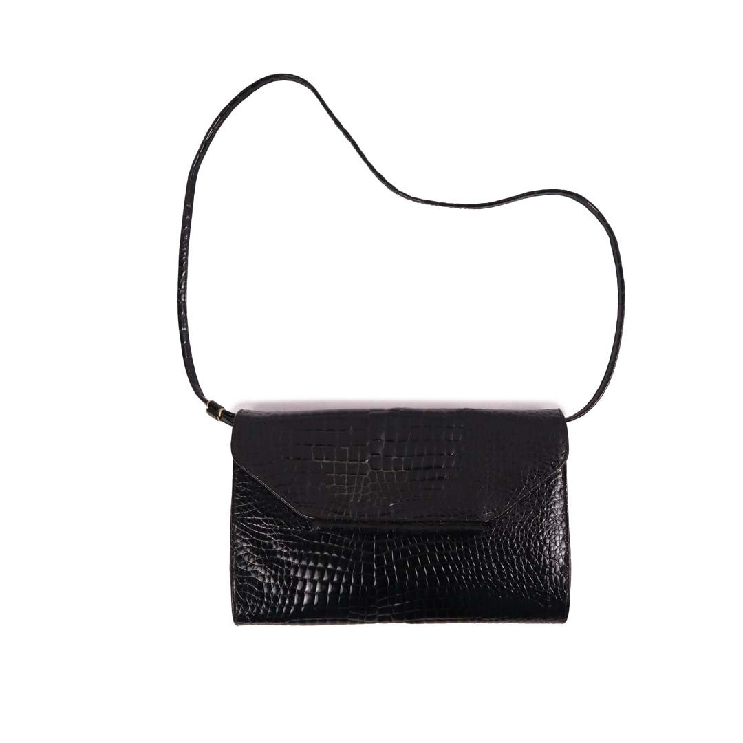 CLASSIC BLACK CLUTCH SWAG KICKS