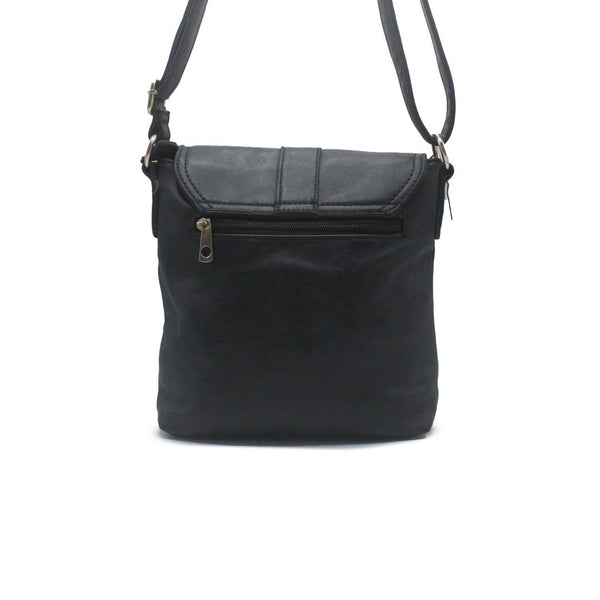 CLASSIC LEATHER MESSENGER BAG SWAG KICKS