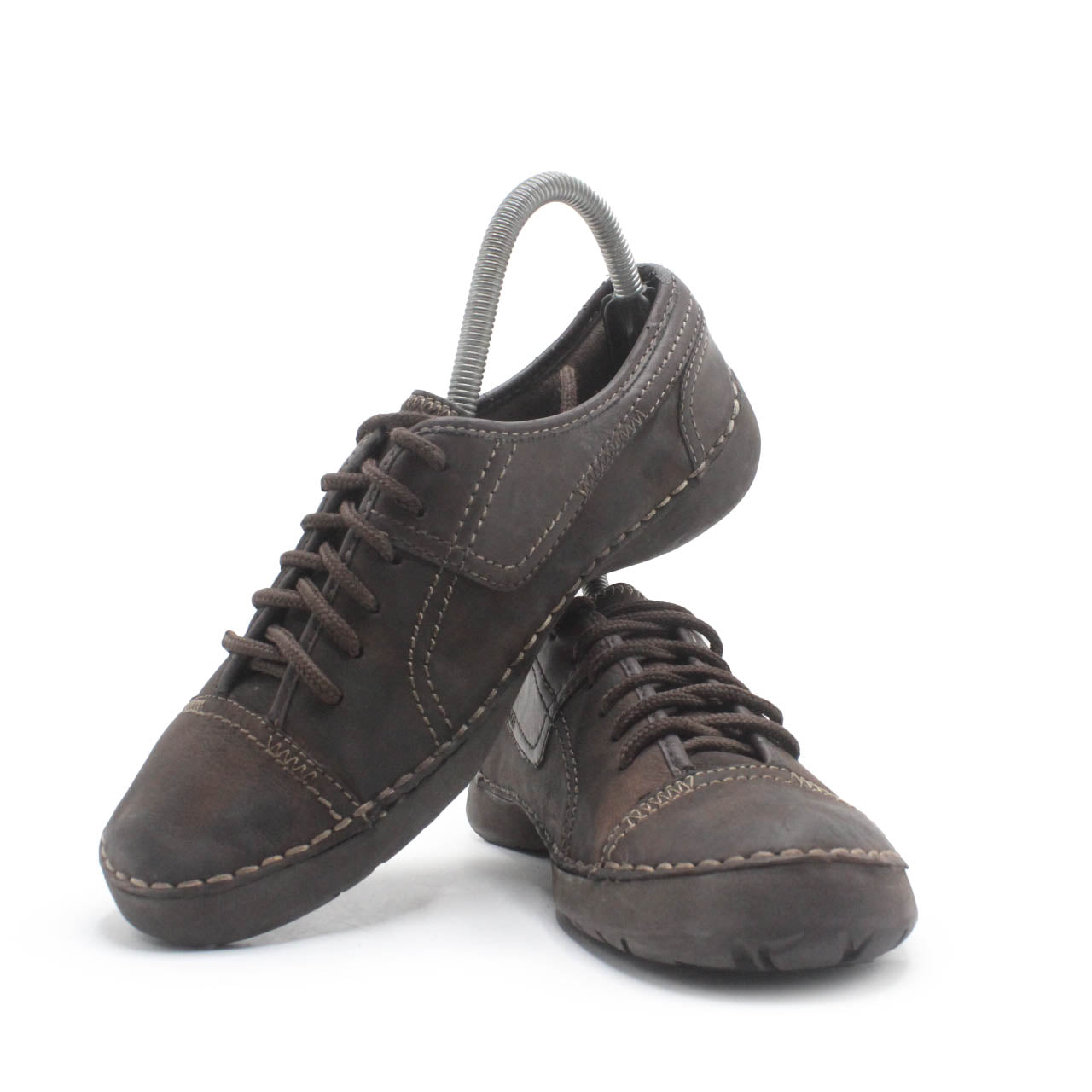 NATURALIZER CASUAL SHOE