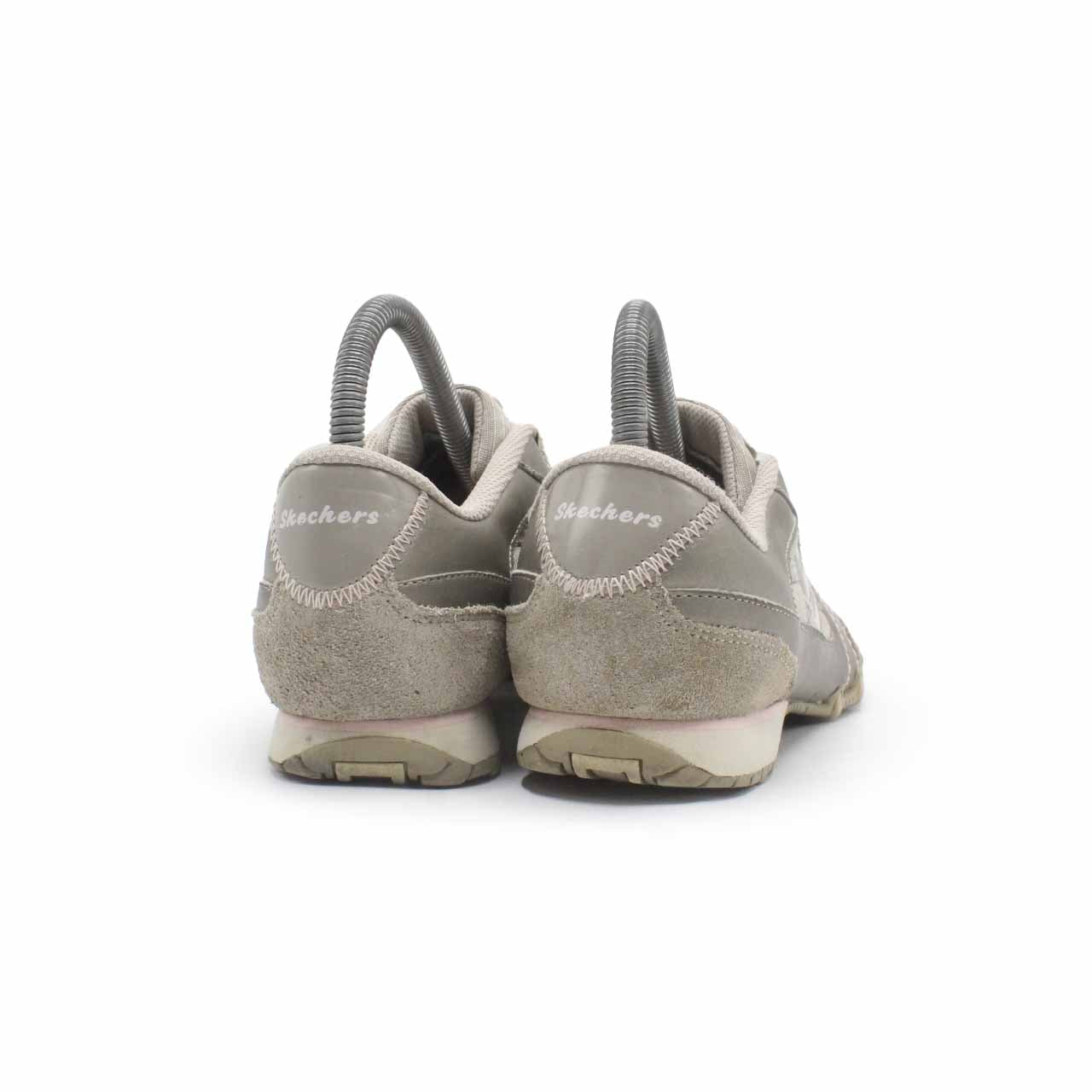 SKECHERS Womens Slip On Athletic