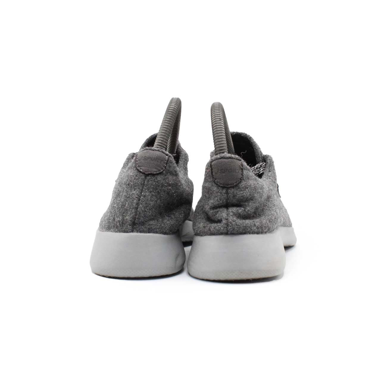 CLASSIC WOMEN CASUAL SHOE