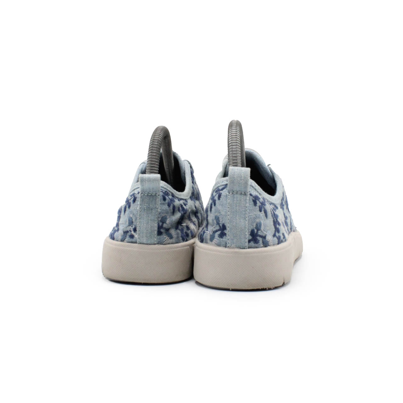 BARETRAPS CASUAL SHOE