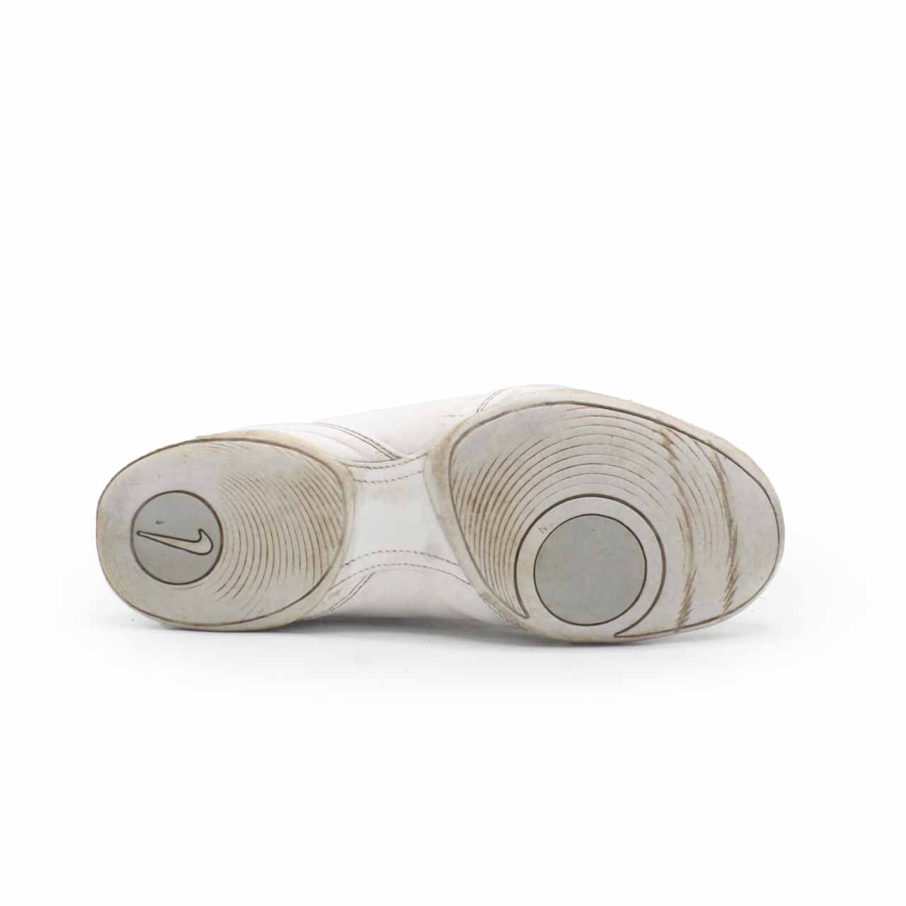 Nike Womens Sideline III Low Top Shoe