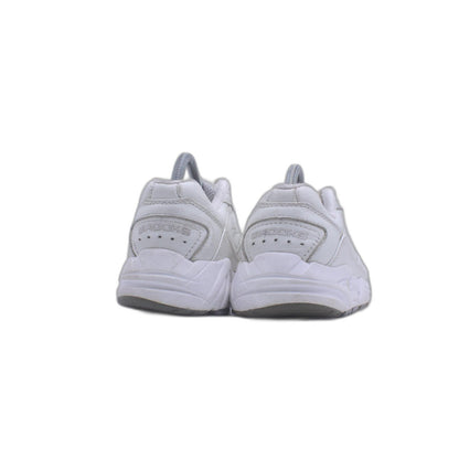Reebok White Athletic Shoe