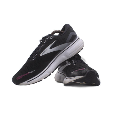 Brooks Ghost 15 Black Sneaker