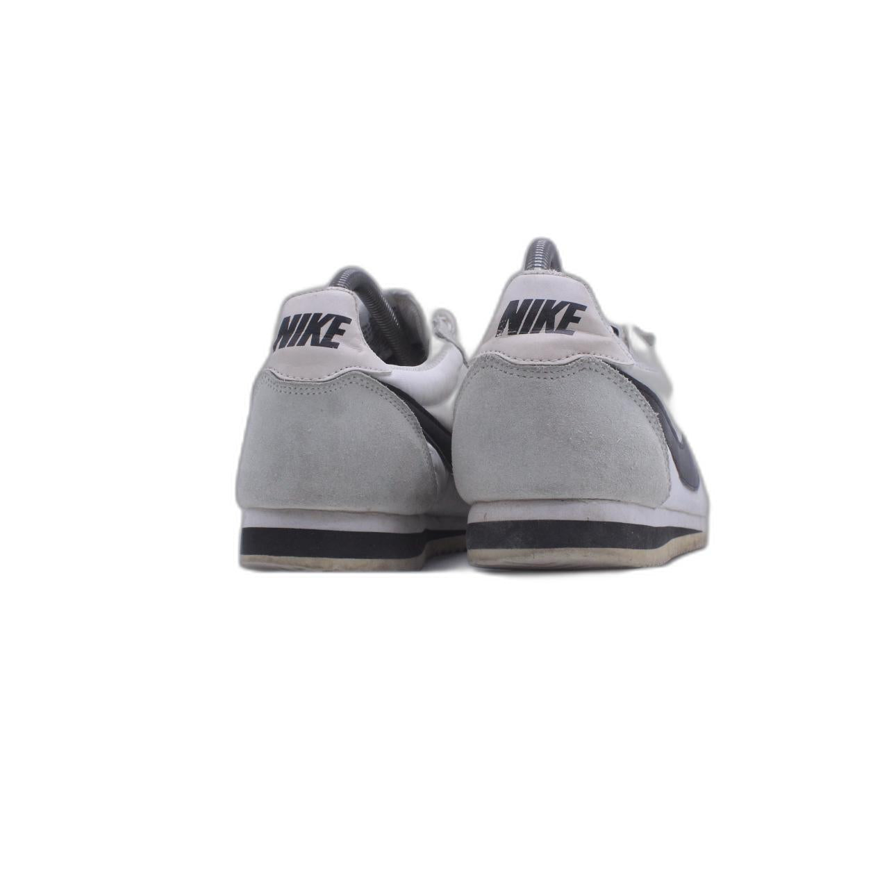 Nike Athletic Sneaker