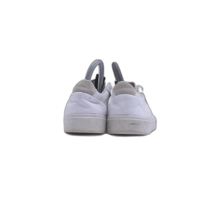Adidas White Casual Sneaker