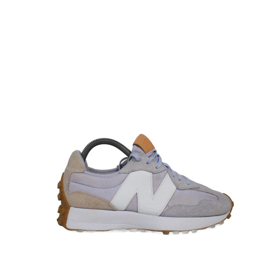 New Balance 327 Shoe