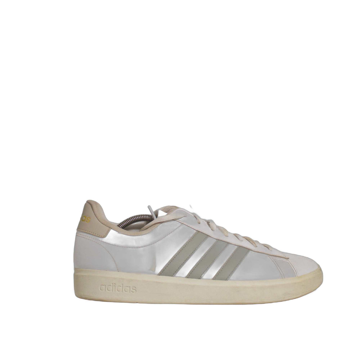 Adidas Court White Sneaker