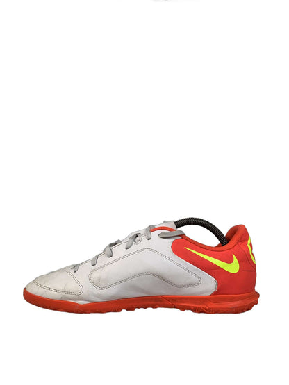 Nike Tiempo Football Gripper