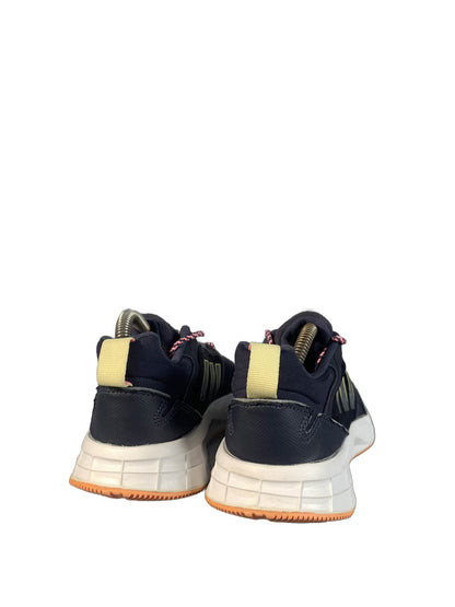 Adidas Light Motion Sneaker