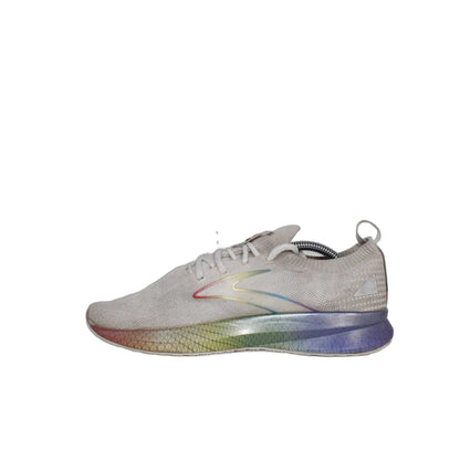 Brooks Levitate 5.0 Sneaker