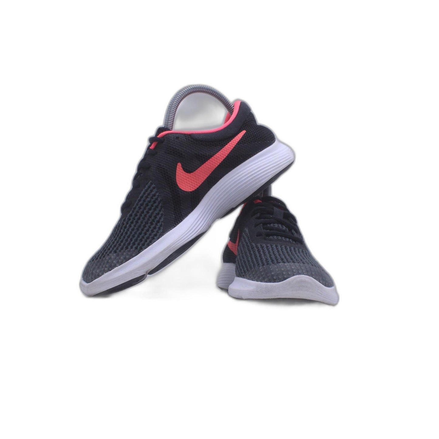 Nike Revolution 4 Sneaker