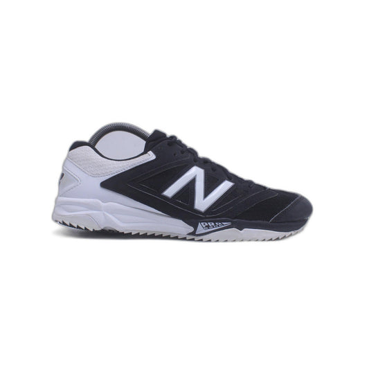 New Balance Women’s FastPitch Shoe