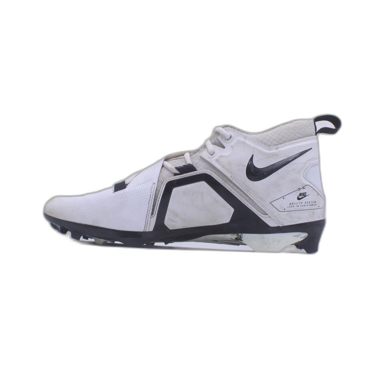 Nike Alpha Menace Elite 3 Football Cleat