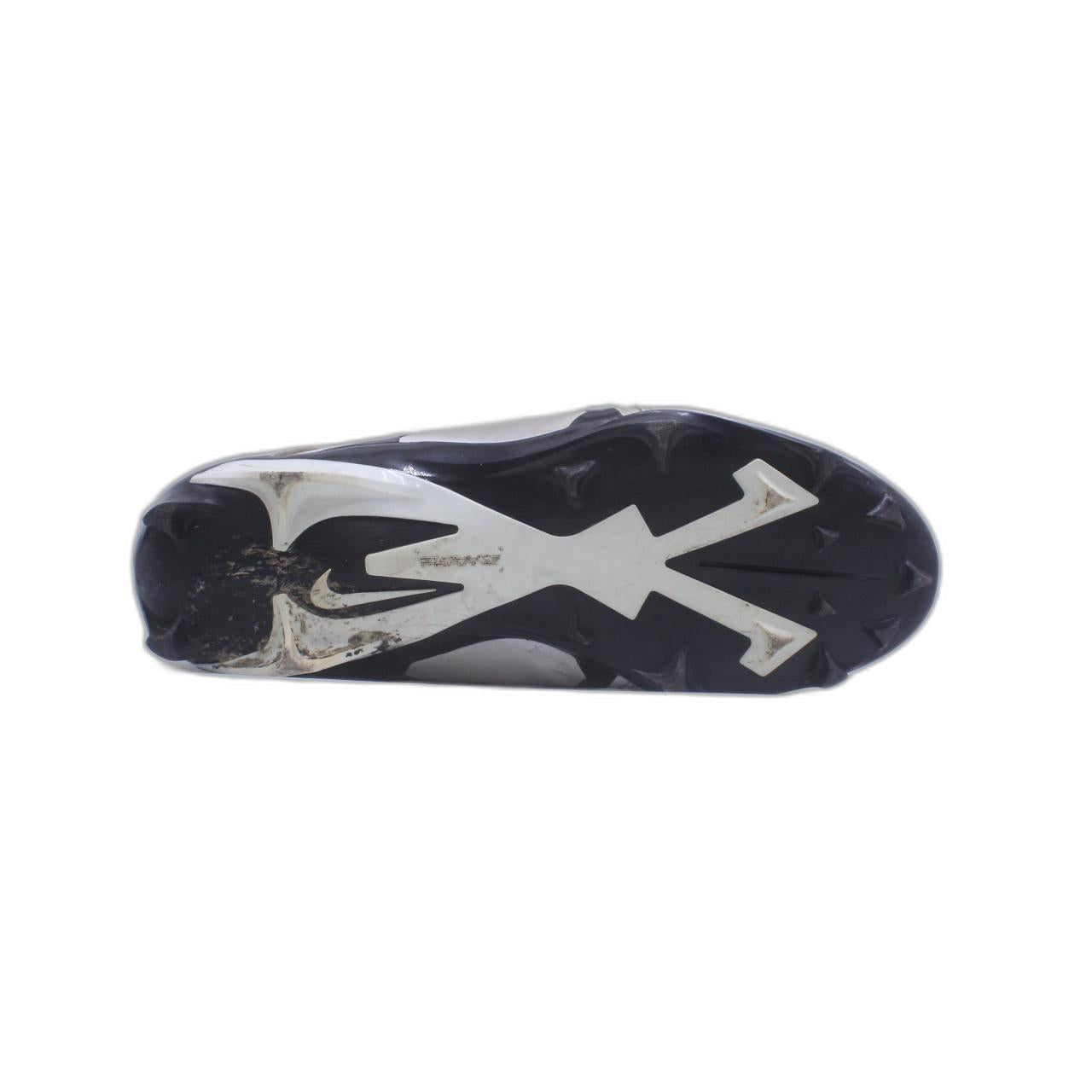 Nike Alpha Menace Elite 3 Football Cleat