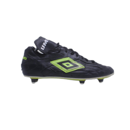 Umbro Speciali A League Vintage Black Football Cleat