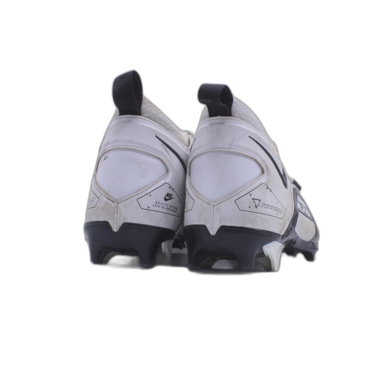 Nike Alpha Menace Elite 3 Football Cleat