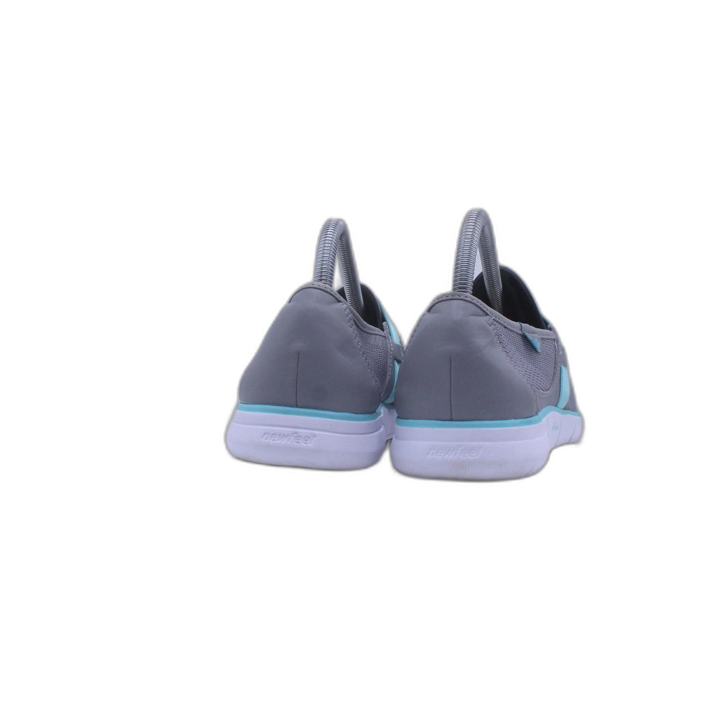 New Feel Light & Resist Sneaker