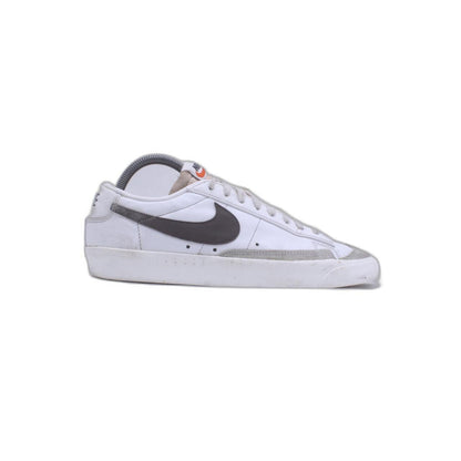 Nike Blazer Low '77 Shoe