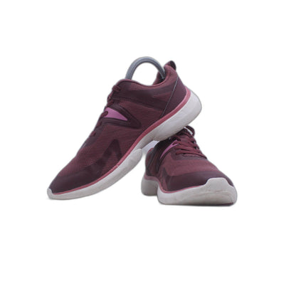 Vionic Women Kallie Slip On Walking Shoe