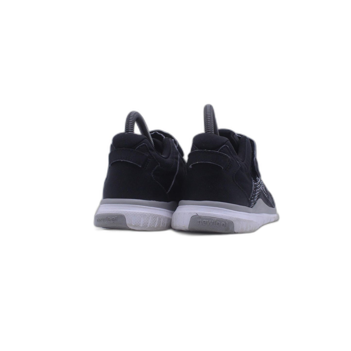 New Feel Black Sneaker
