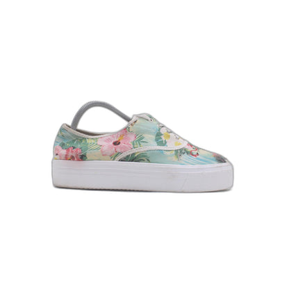 Keds Kickstart Celebrations Sneaker