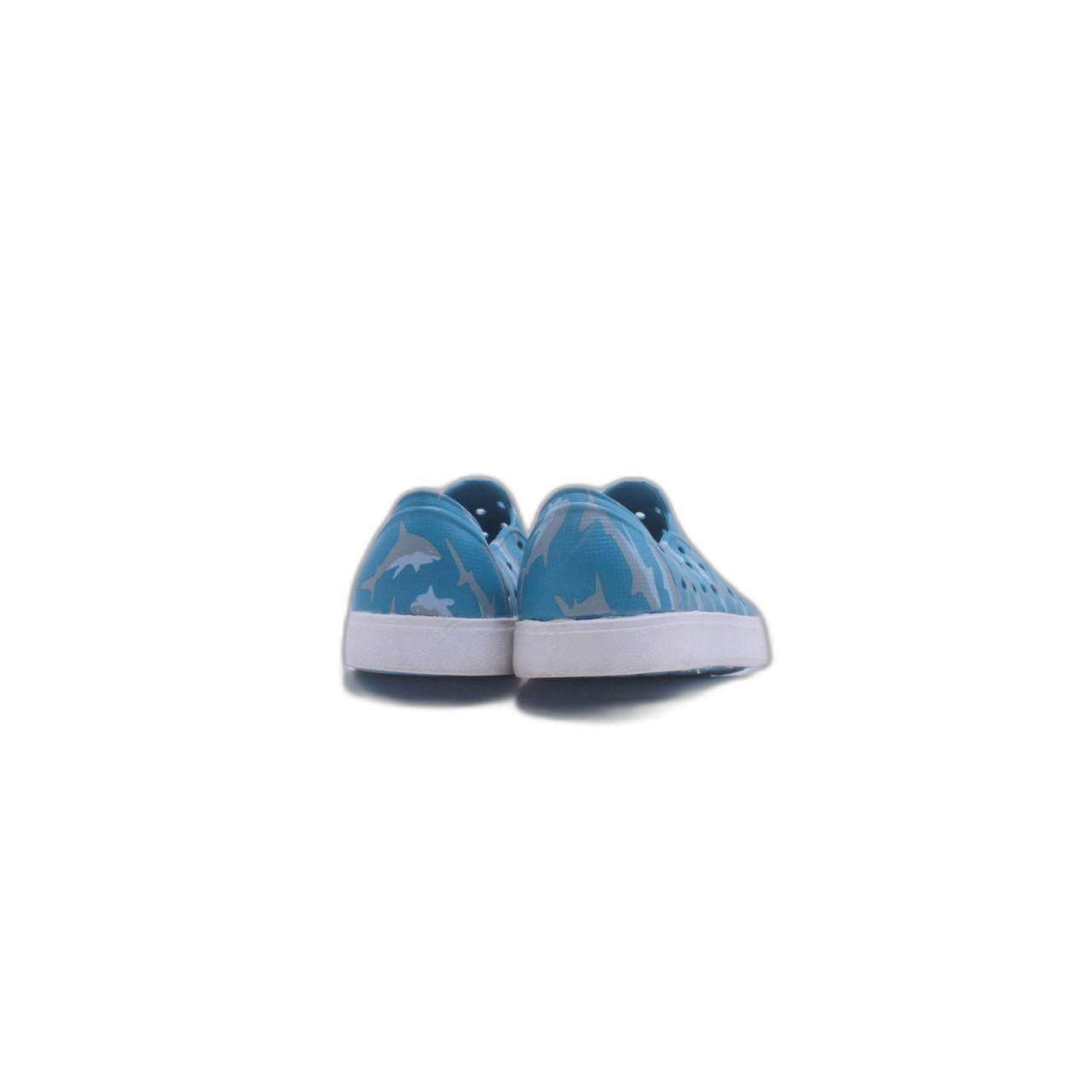 Old Navy Blue Shoe
