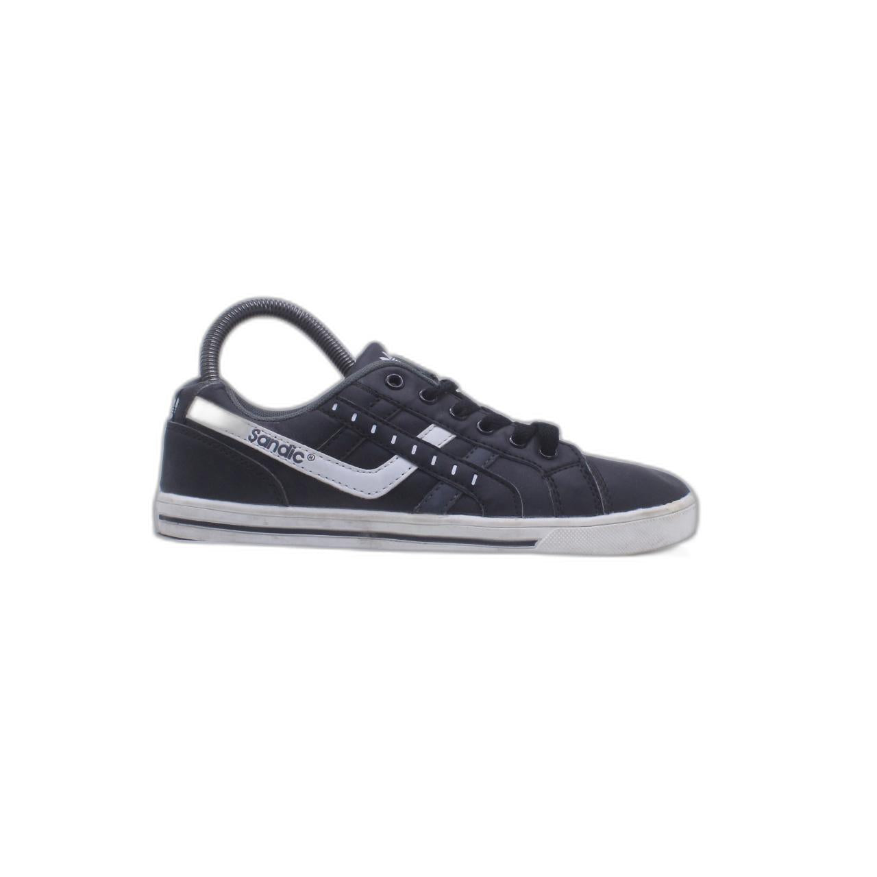Sandic Black Casual Sneaker