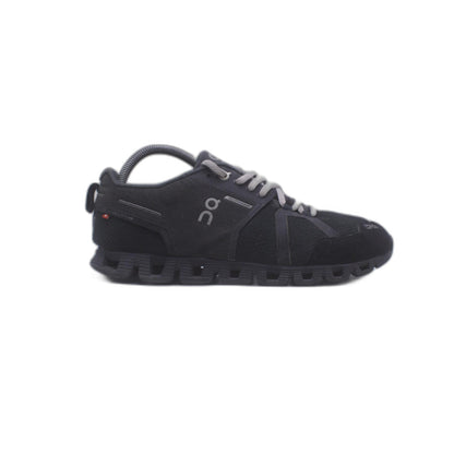On Cloud Black Sneaker