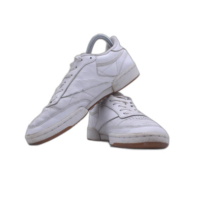 Reebok White Casual Shoe