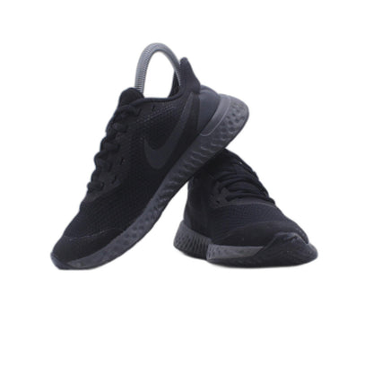 Nike Revolution 5 Black Sneaker