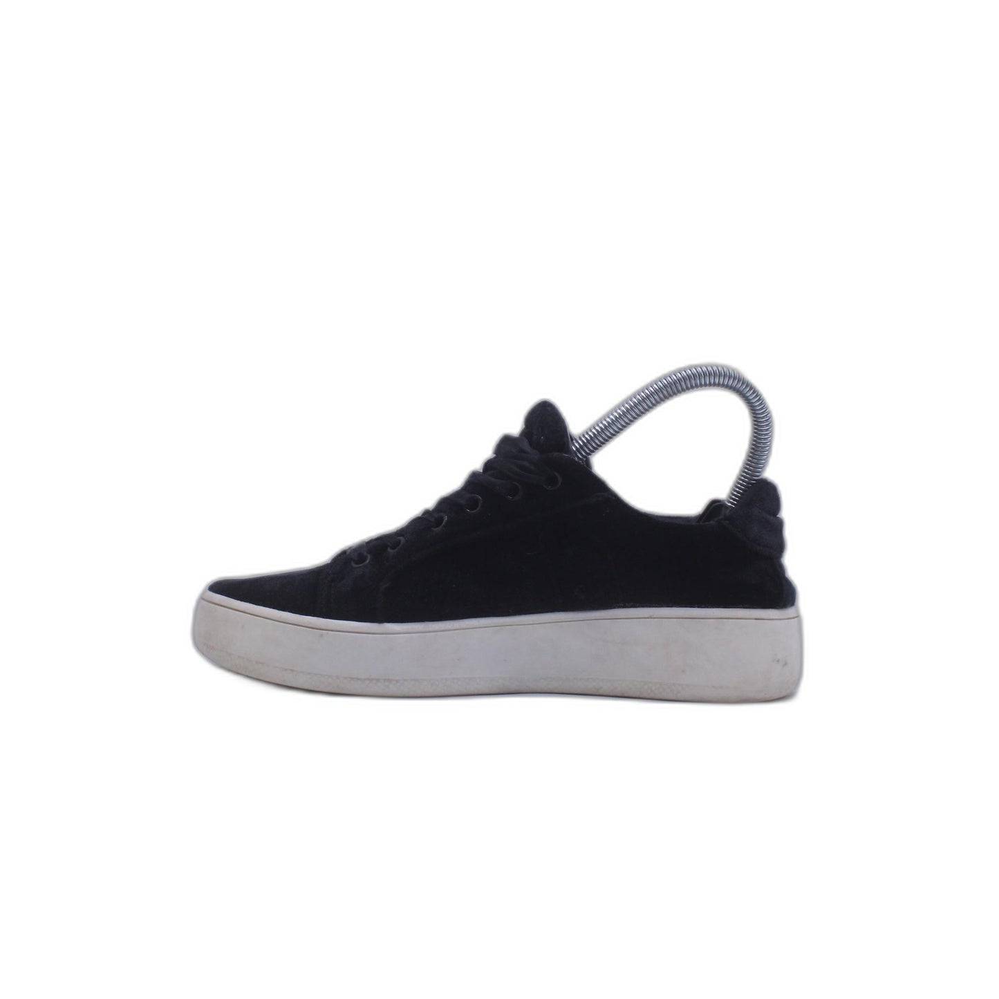 Brash Black Shoe