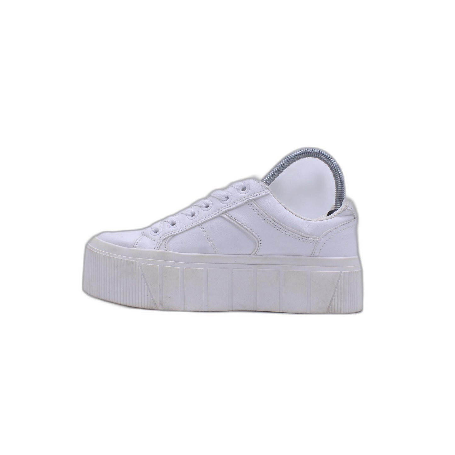 AlMaikunda Mc Qeun White Sneaker
