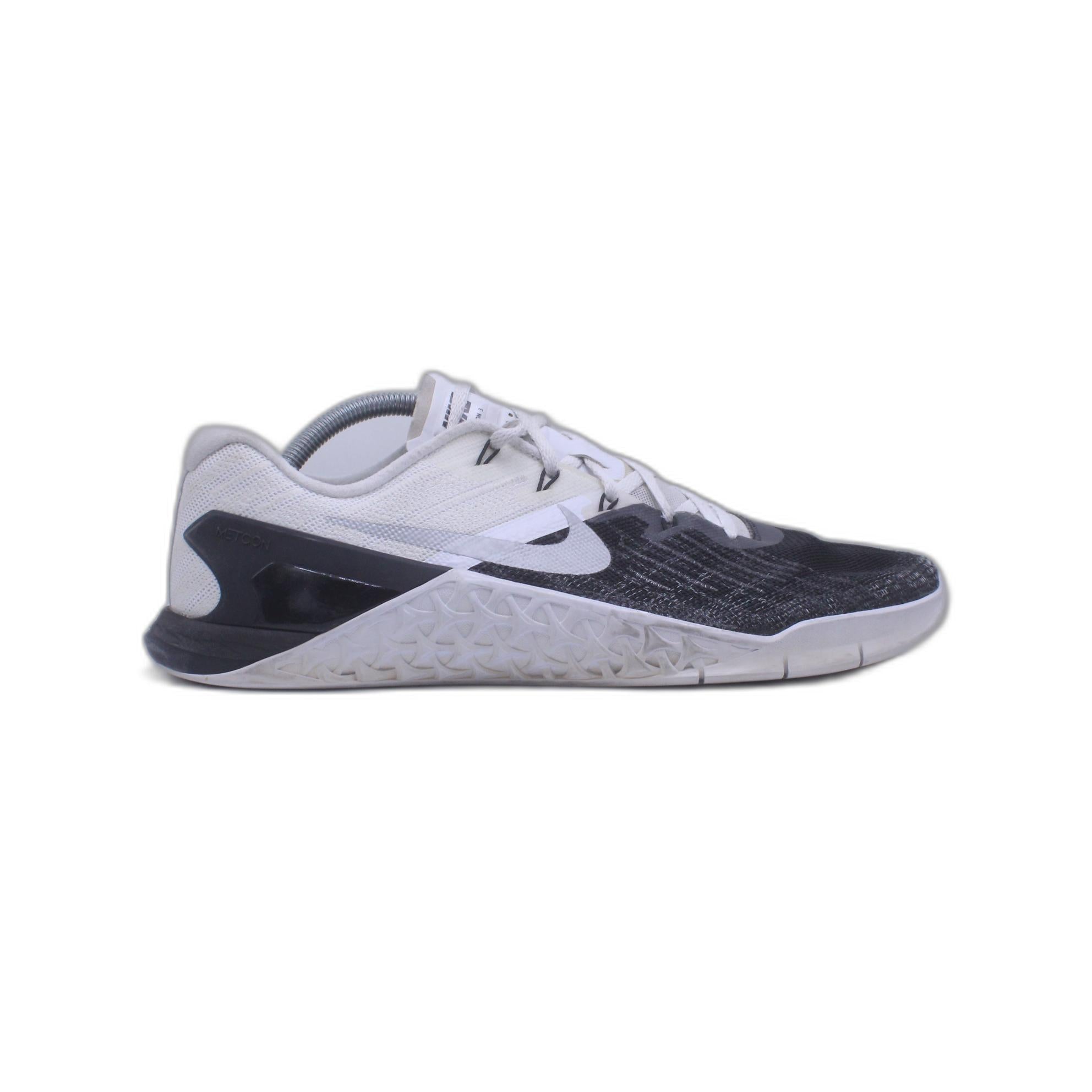nike metcon 3 grey