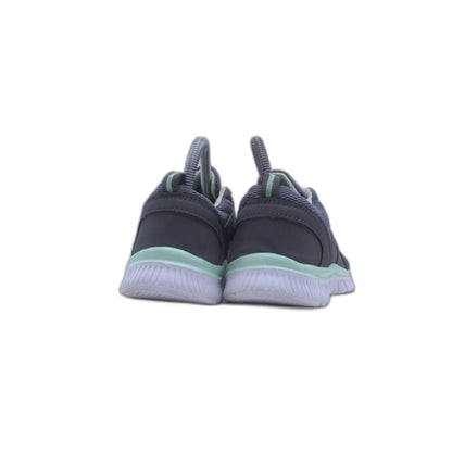 Cushion Walk Flexible Comfort Sneaker