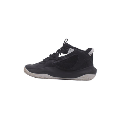Under Armour UA Lockdown 6 Basketball Shoe