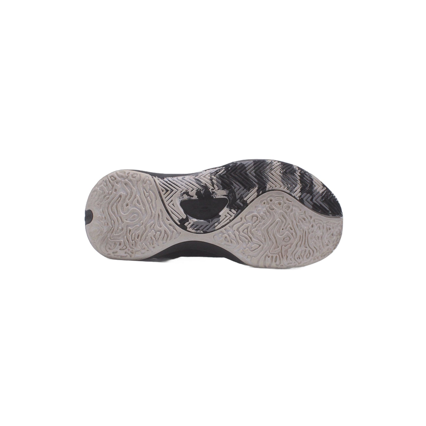 Under Armour UA Lockdown 6 Basketball Shoe