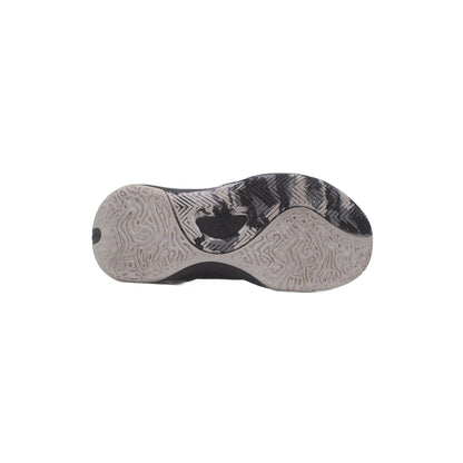 Under Armour UA Lockdown 6 Basketball Shoe