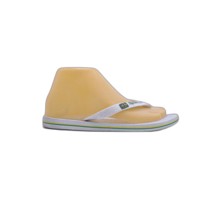 Ipamema White Slipper