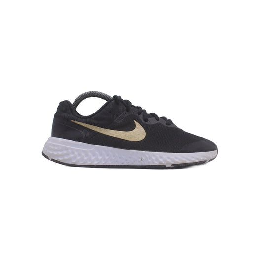 Nike Revolution 6 Black Metallic Gold Sneaker